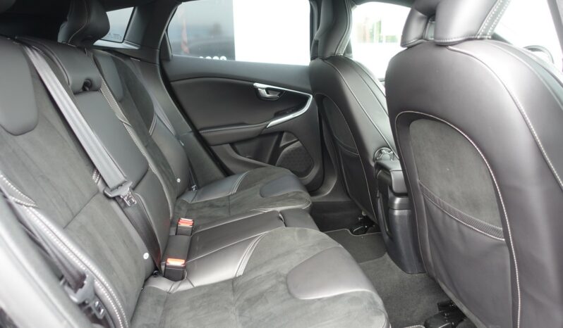 VOLVO V40 2.0L D2 GEARTRONIC 120CH  R DESIGN complet