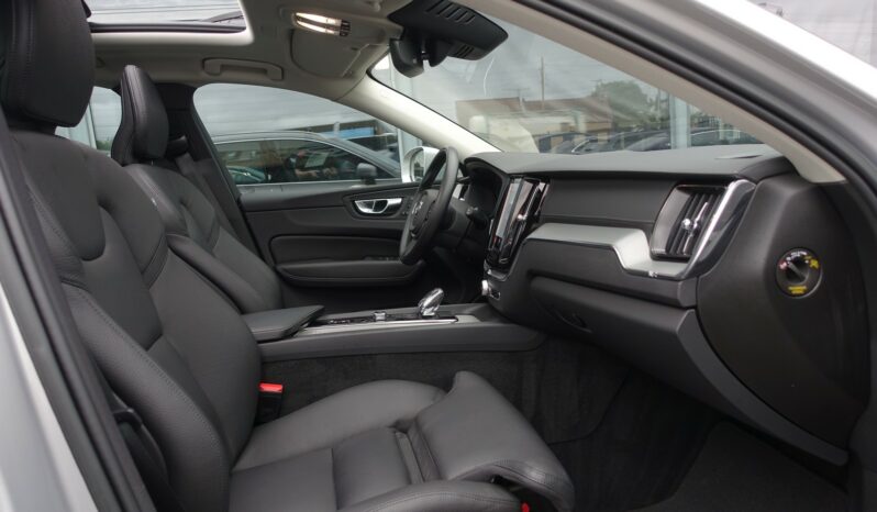 VOLVO XC 60 T6 HYBRIDE RECHARGEABLE GEARTRONIC AWD 340 CH  INSCRIPTION complet