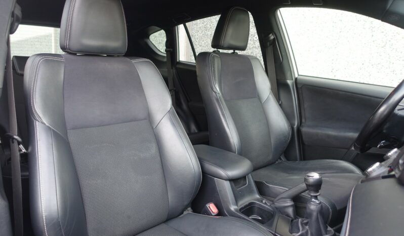 TOYOTA RAV4 2.0 D-4D 143CH complet