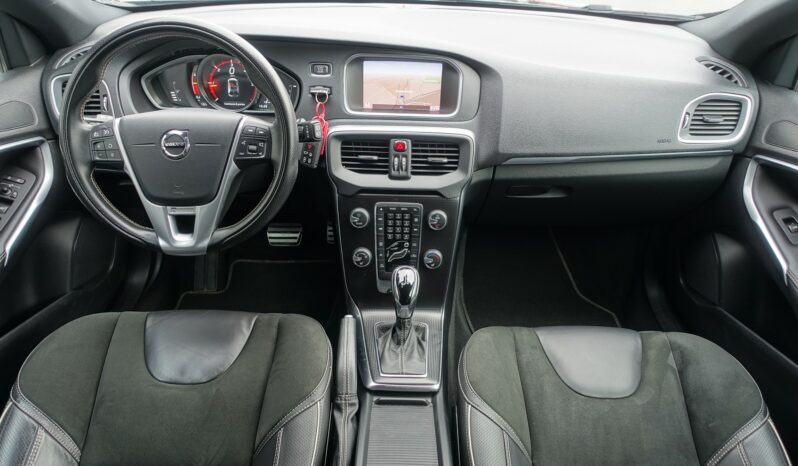 VOLVO V40 2.0L D2 GEARTRONIC 120CH  R DESIGN complet