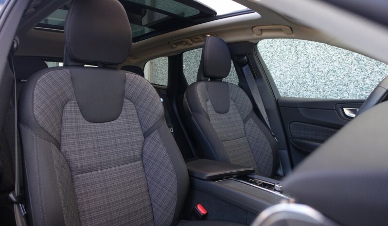 VOLVO XC 60 T6 HYBRIDE RECHARGEABLE GEARTRONIC AWD 340 CH complet