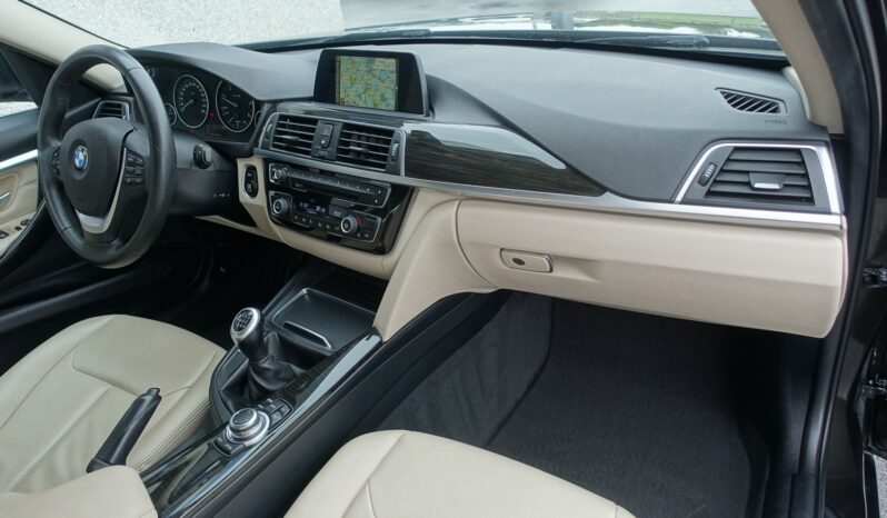 BMW 318 D Touring SERIE 3 BVA  LUXURY complet