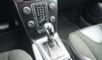 VOLVO V40 2.0L D2 GEARTRONIC 120CH  R DESIGN complet