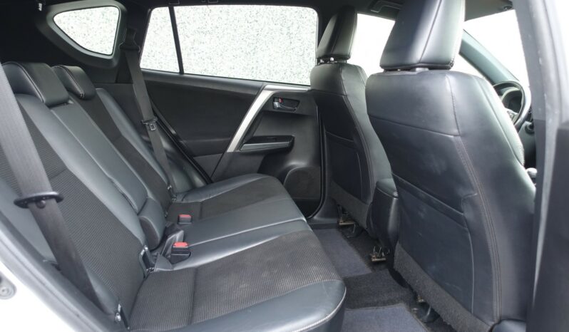 TOYOTA RAV4 2.0 D-4D 143CH complet