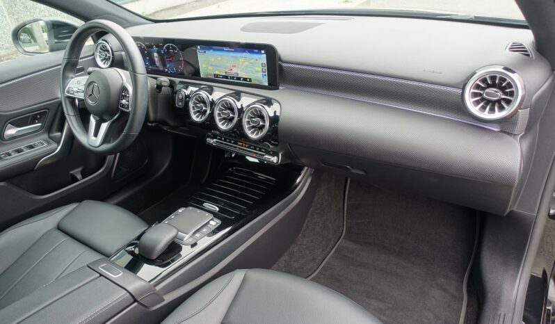 MERCEDES CLASSE A 180d 8G-DCT complet