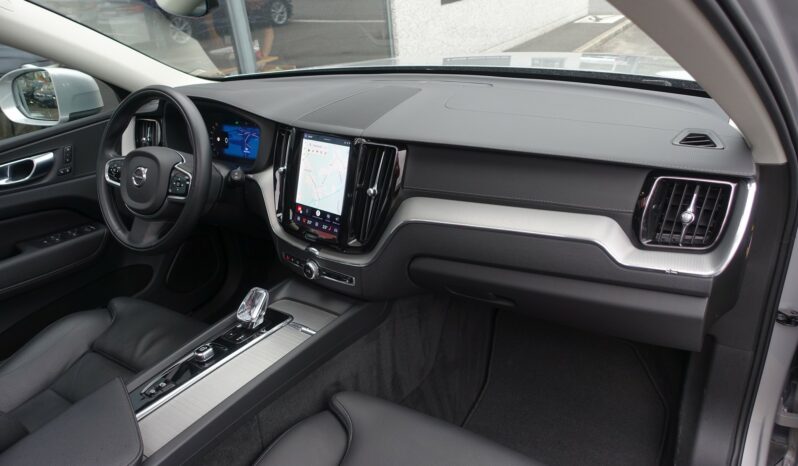 VOLVO XC 60 T6 HYBRIDE RECHARGEABLE GEARTRONIC AWD 340 CH  INSCRIPTION complet
