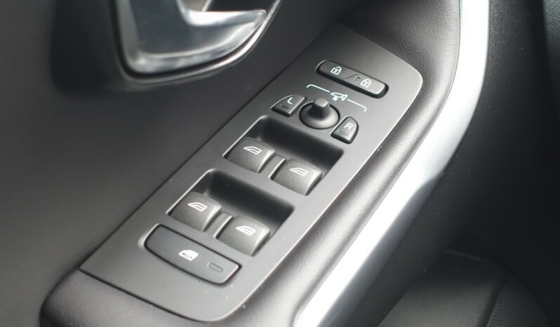 VOLVO V40 2.0L D2 GEARTRONIC 120CH  R DESIGN complet