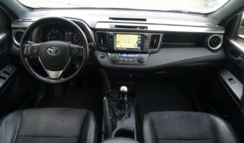 TOYOTA RAV4 2.0 D-4D 143CH complet