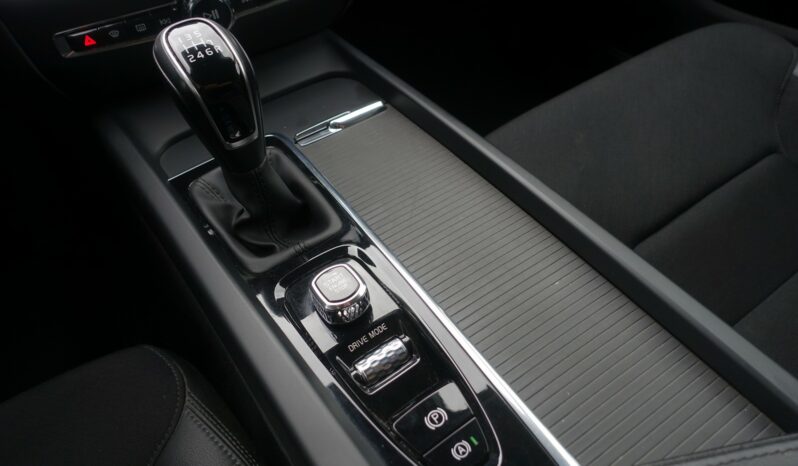 VOLVO V 60 D3 2.0 150CH MOMENTUM complet