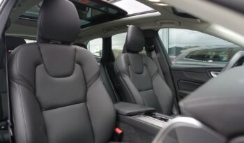 VOLVO XC 60 T6 HYBRIDE RECHARGEABLE GEARTRONIC AWD 340 CH  INSCRIPTION complet