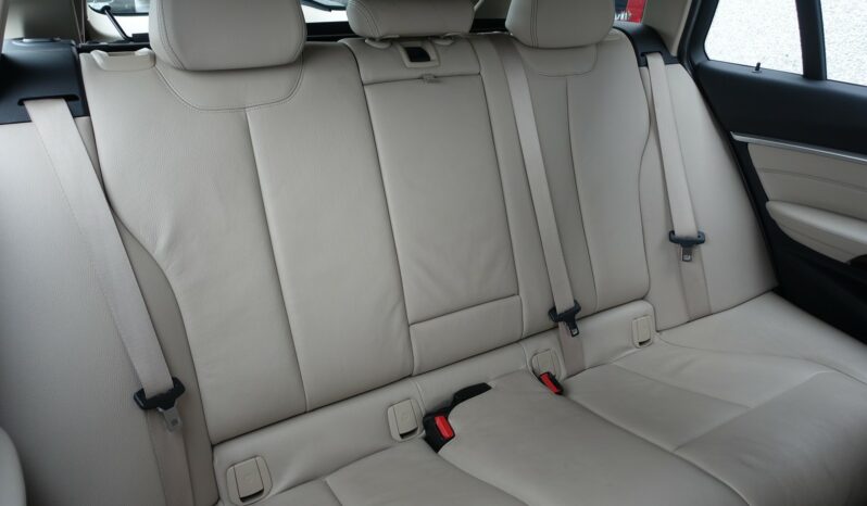 BMW 318 D Touring SERIE 3 BVA  LUXURY complet