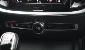 VOLVO V 60 D3 2.0 150CH MOMENTUM complet