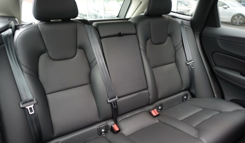 VOLVO XC 60 T6 HYBRIDE RECHARGEABLE GEARTRONIC AWD 340 CH  INSCRIPTION complet