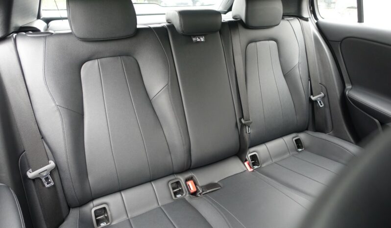 MERCEDES CLASSE A 180d 8G-DCT complet