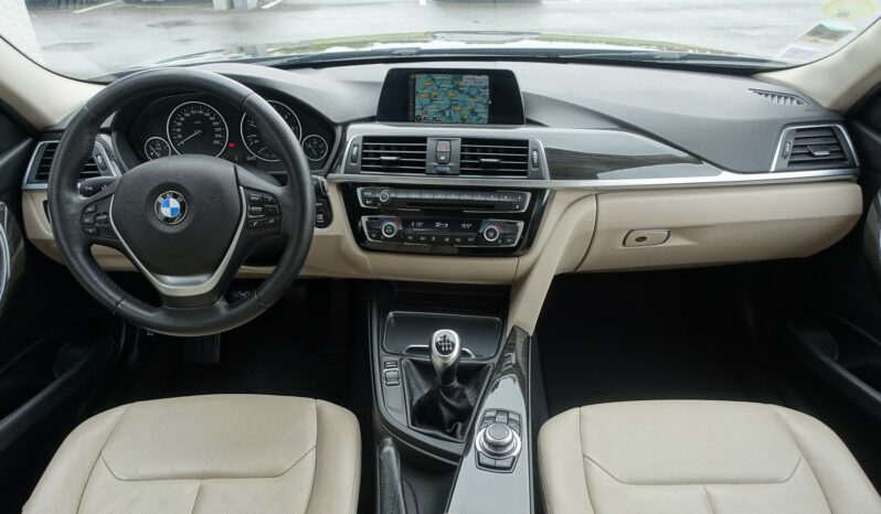 BMW 318 D Touring SERIE 3 BVA  LUXURY complet