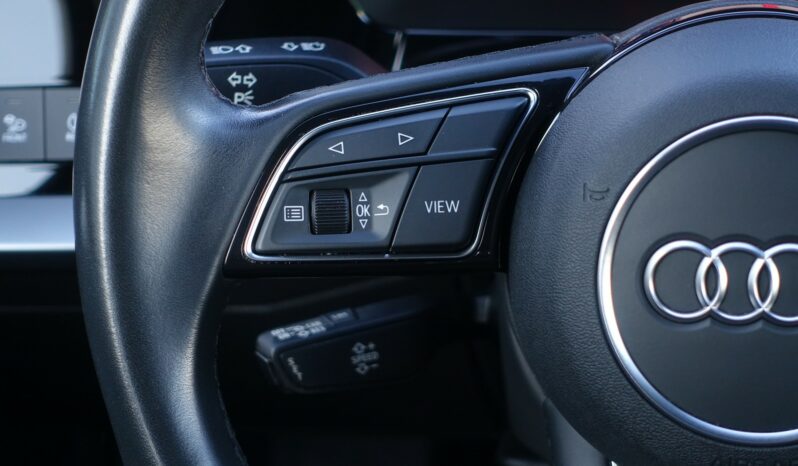 AUDI A3 BERLINE 30 TDI S-LINE complet