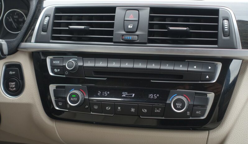 BMW 318 D Touring SERIE 3 BVA  LUXURY complet