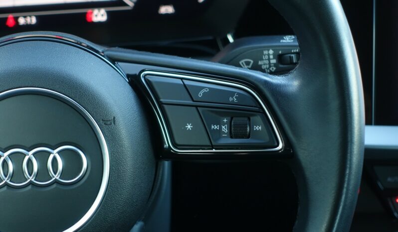 AUDI A3 BERLINE 30 TDI S-LINE complet