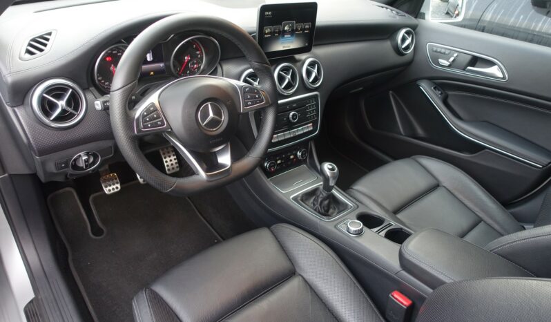 MERCEDES CLASSE A 200 D PHASE 2 AMG LINE complet