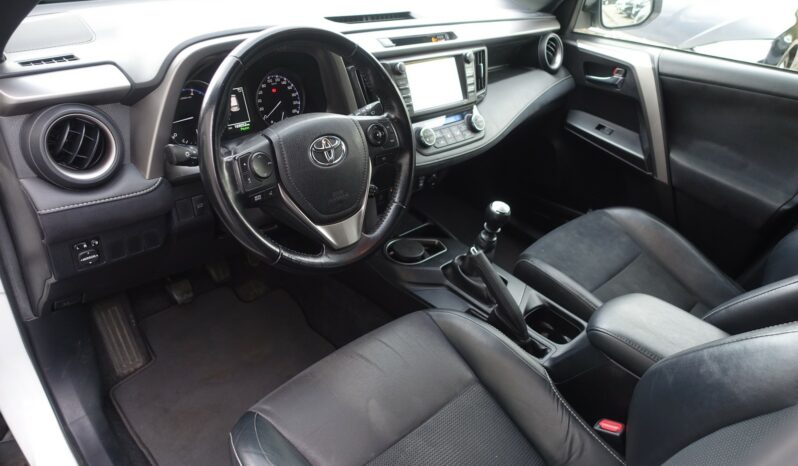 TOYOTA RAV4 2.0 D-4D 143CH complet