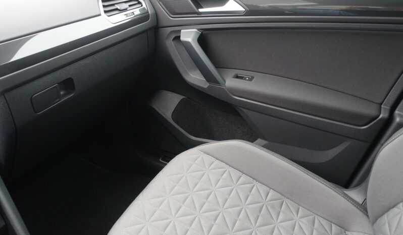 VOLKSWAGEN TIGUAN TSI 245 CH E HYBRIDE RECHARGEABLE DSG complet