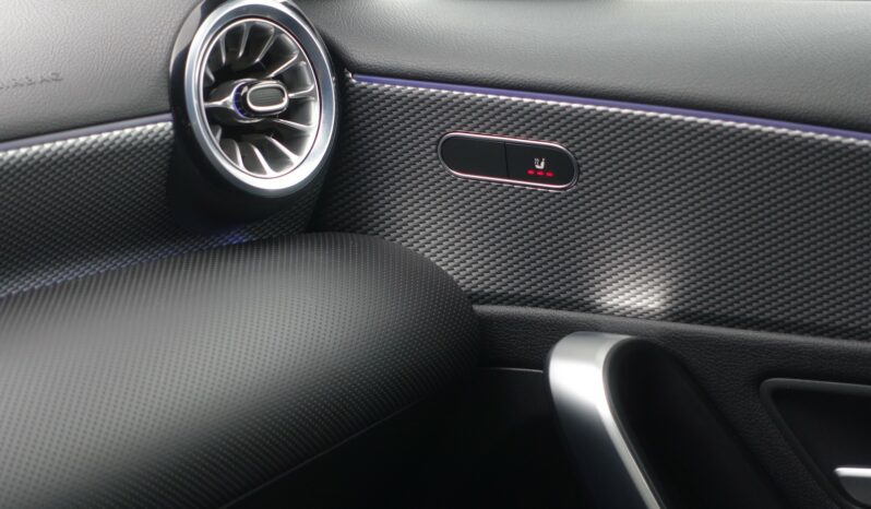 MERCEDES CLASSE A 180d 8G-DCT complet