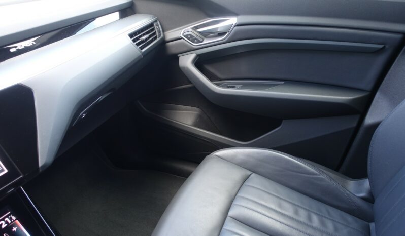 E-TRON 55 QUATTRO S-TRONIC 408 CH complet