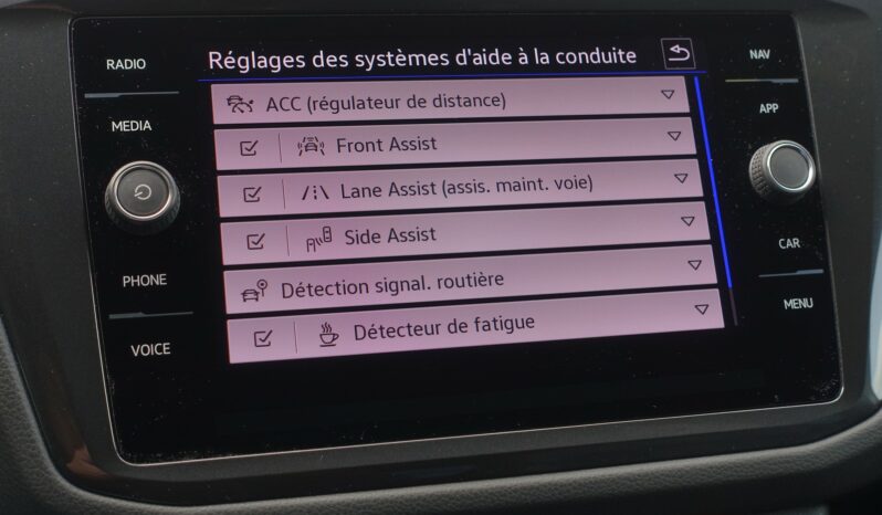 VOLKSWAGEN TIGUAN 245 CH E HYBRIDE RECHARGEABLE DSG R-LINE complet