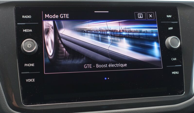 VOLKSWAGEN TIGUAN 245 CH E HYBRIDE RECHARGEABLE DSG R-LINE complet