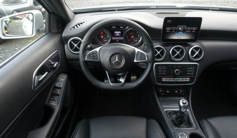 MERCEDES CLASSE A 200 D PHASE 2 AMG LINE complet