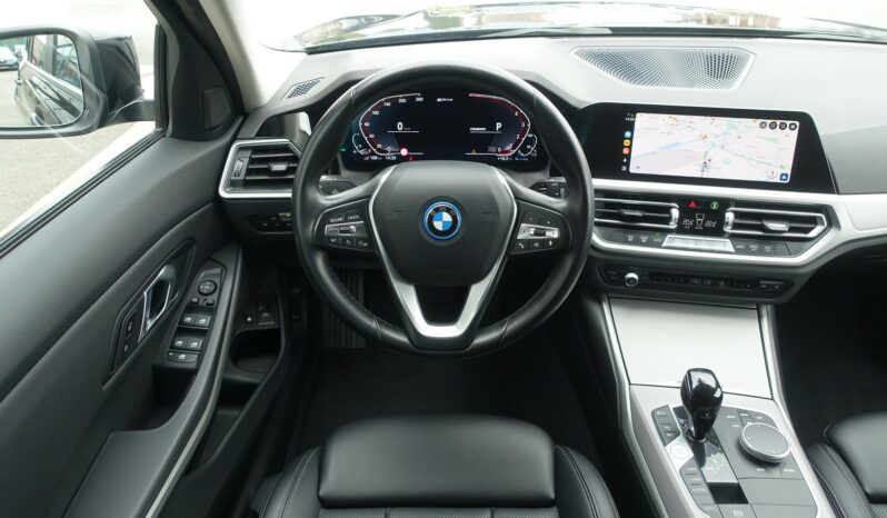BMW 330 E HYBRIDE RECHARGEABLE 292 CH complet