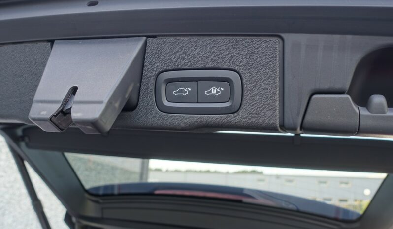 VOLVO XC 60 T6 HYBRIDE RECHARGEABLE GEARTRONIC AWD 340 CH  INSCRIPTION complet
