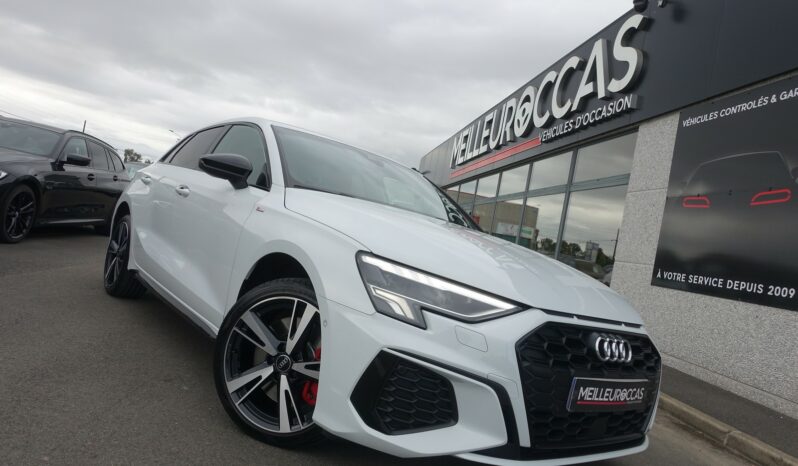 AUDI A3 SPORTBACK 45 COMPETITION TFSI E TRON S-TRONIC 245 CH HYBRIDE RECHARGEABLE S-LINE complet