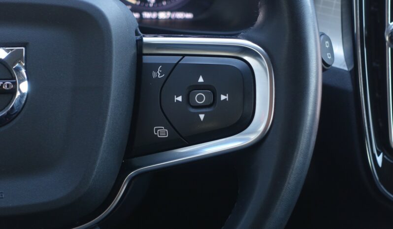 VOLVO XC 40 T4 HYBRIDE RECHARGEABLE GEARTRONIC 211 CH  INSCRIPTION complet