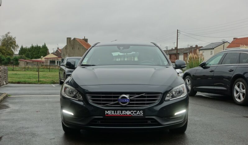 VOLVO V60 2.0L TDI D4 GEARTRONIC 181CH MOMENTUM complet