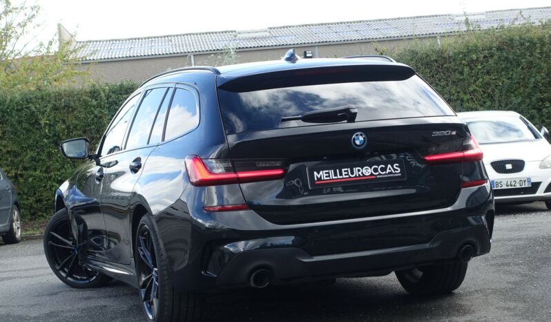 BMW 320 E TOURING HYBRIDE RECHARGEABLE 204 CH PACK M complet