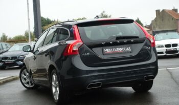 VOLVO V60 2.0L TDI D4 GEARTRONIC 181CH MOMENTUM complet