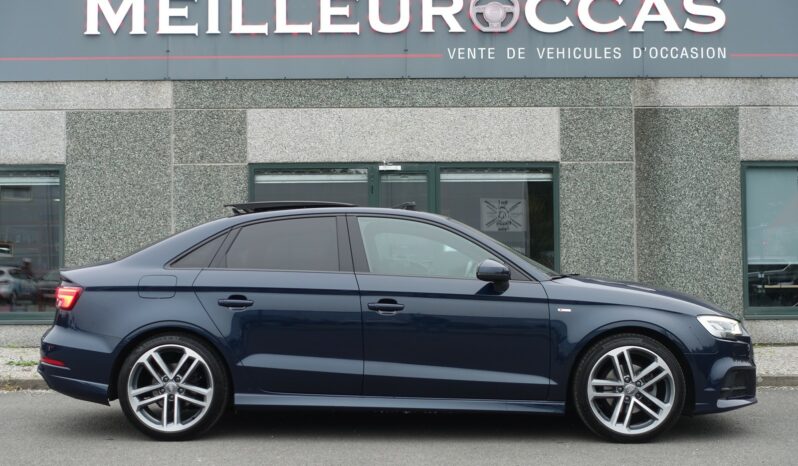 AUDI A3 BERLINE 30 TDI 116 CH S-LINE complet