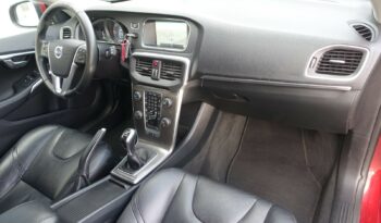VOLVO V40 2.0L D2 120CH SUMMUM complet