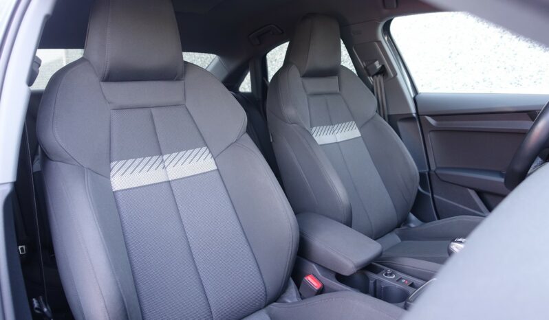 AUDI A3 BERLINE 30 TFSI complet