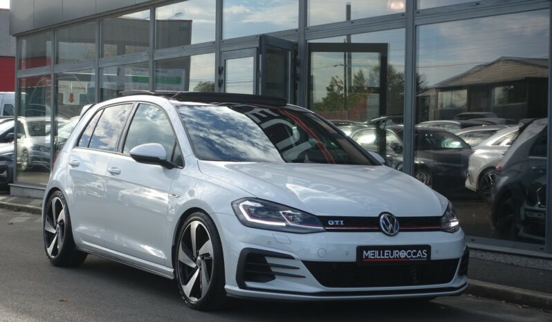 VOLKSWAGEN GOLF VII 2.0 GTI DSG6 230CH 5 PORTES complet