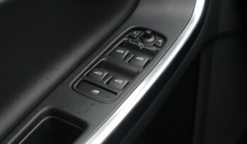 VOLVO V60 2.0L TDI D4 GEARTRONIC 181CH MOMENTUM complet