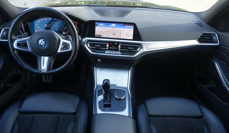BMW 320 E TOURING HYBRIDE RECHARGEABLE 204 CH PACK M complet