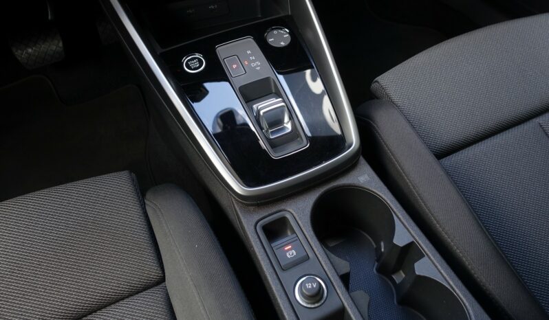 AUDI A3 SPORTBACK 45 COMPETITION TFSI E TRON S-TRONIC 245 CH HYBRIDE RECHARGEABLE S-LINE complet