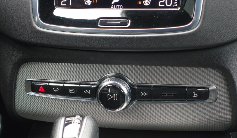 VOLVO XC 90 D5 GEARTRONIC 225CH R-DESIGN complet