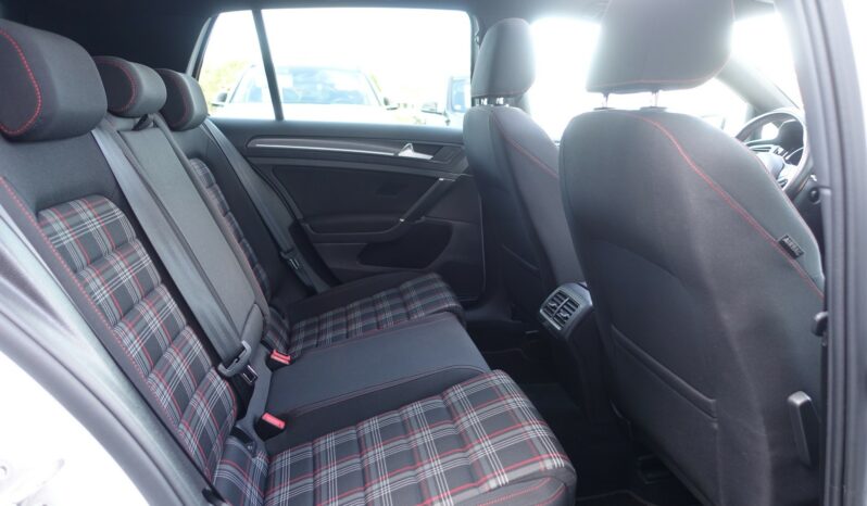VOLKSWAGEN GOLF VII 2.0 GTI DSG6 230CH 5 PORTES complet