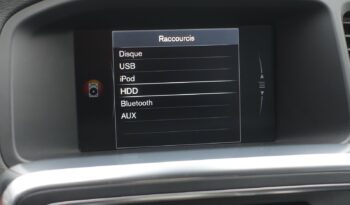 VOLVO V60 2.0L TDI D4 GEARTRONIC 181CH MOMENTUM complet