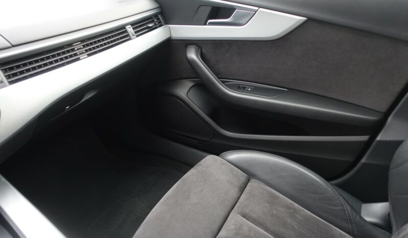 AUDI A4 AVANT 2.0L TDI S-TRONIC 190 CH complet