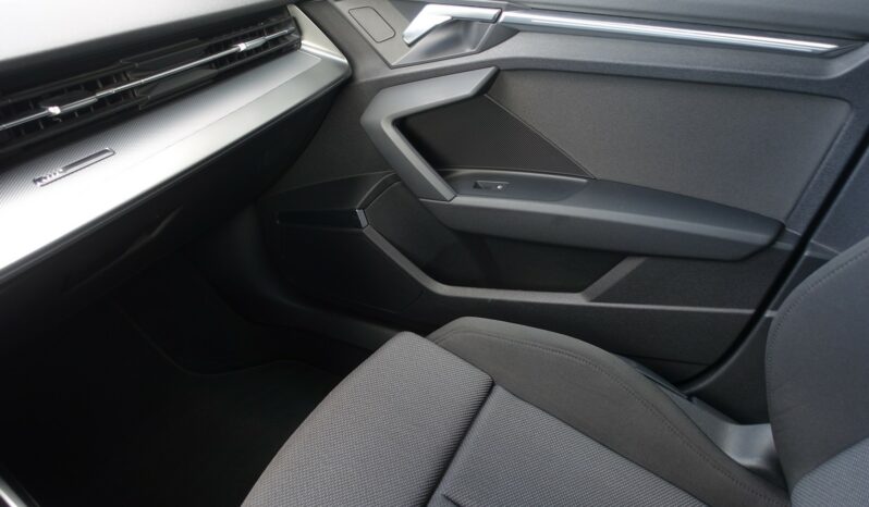 AUDI A3 SPORTBACK 45 COMPETITION TFSI E TRON S-TRONIC 245 CH HYBRIDE RECHARGEABLE S-LINE complet