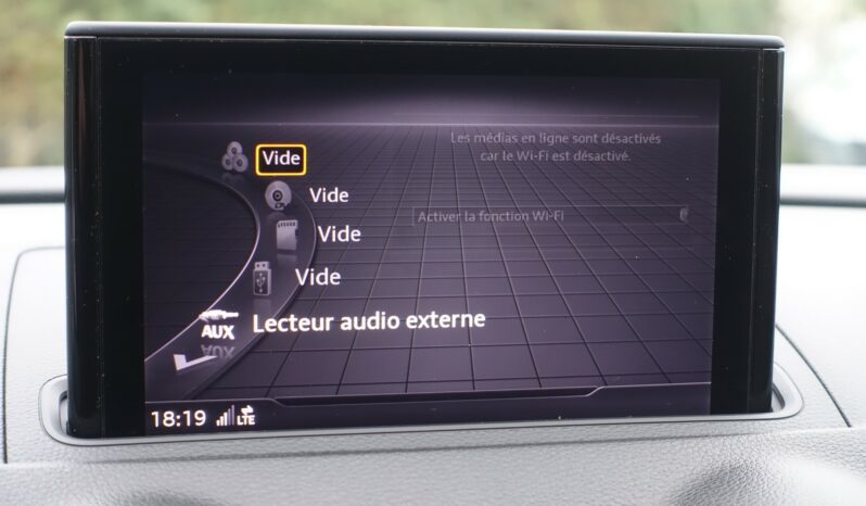 AUDI A3 BERLINE 30 TDI 116 CH S-LINE complet